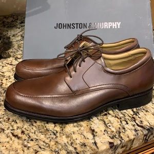 These men's dress shoes are in excellent condition and were worn one time.